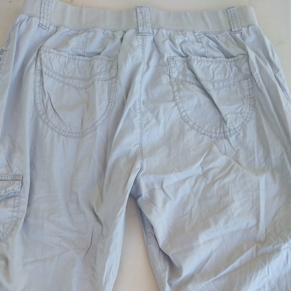 Gloria Vanderbilt Capri size 12